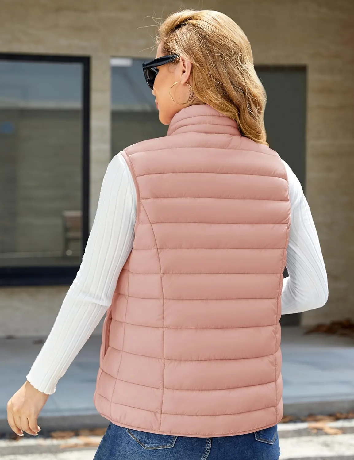MAGCOMSEN Women's Puffer Vest Lightweight Stand Collar Zip 4 Pockets Puffy Vests Sleeveless Quilted Padded Outerwear