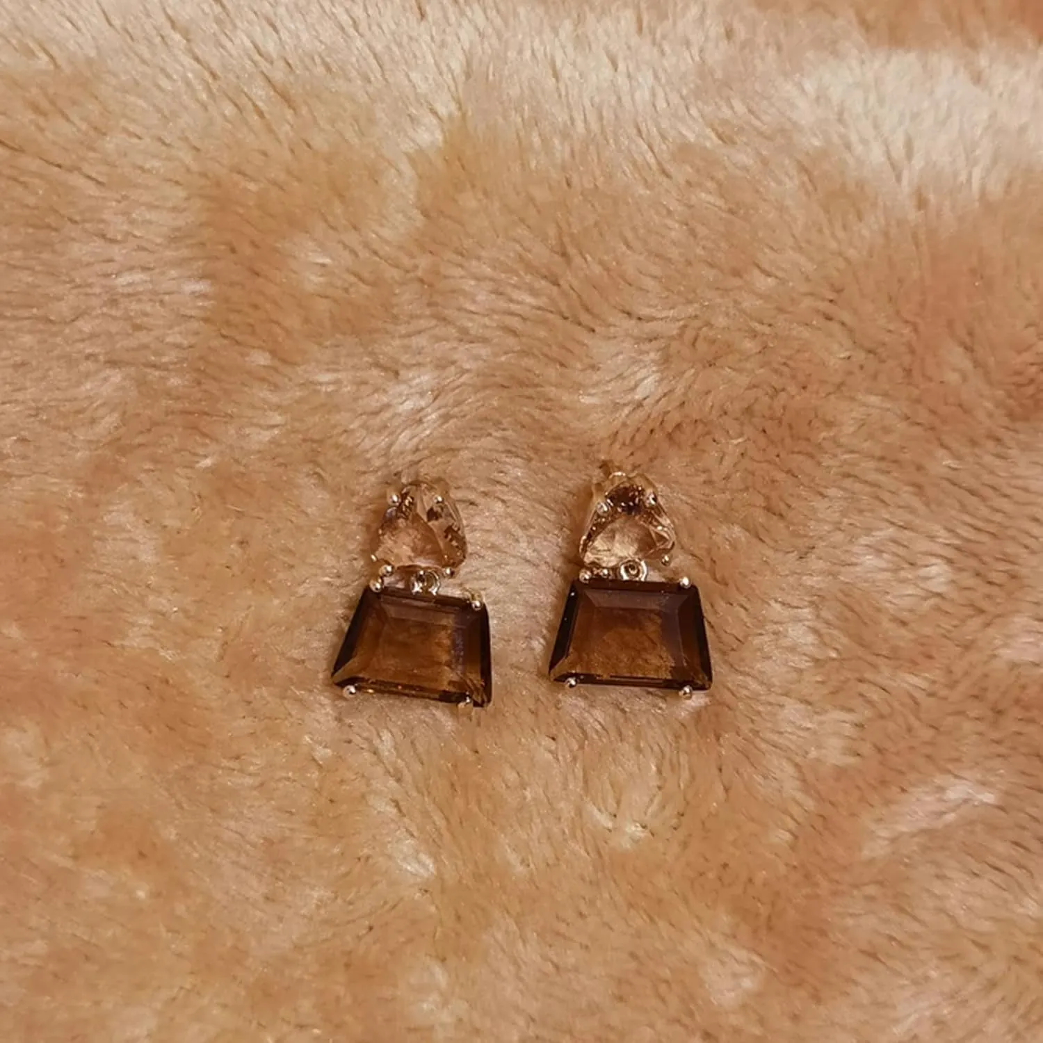 Small Brown Crystal Dangle Earrings for Women  Hypoallergenic Amber Drops, Lightweight Geometric Earrings for Sensitive Ears, Fashion Jewelry Gift for Birthday and Holidays